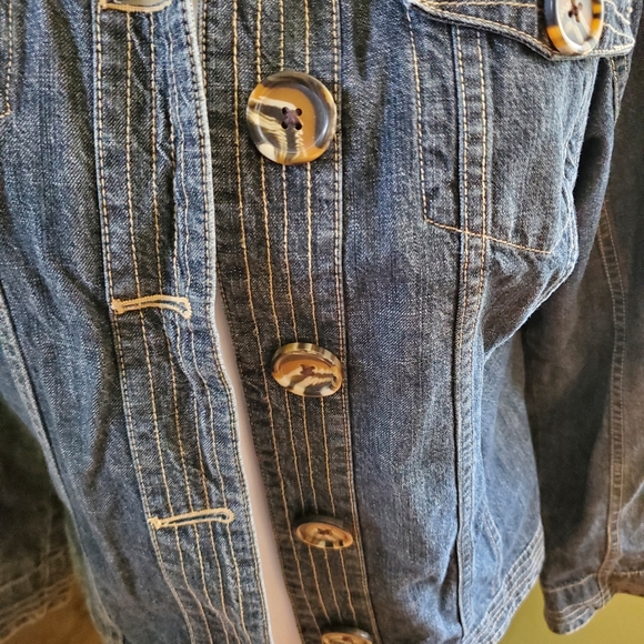 Christopher and Banks jean jacket. Small - Picture 2 of 7